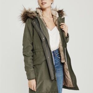 Y2K Abercrombie & Fitch Olive Green Hooded Parka with Faux Fur Trim